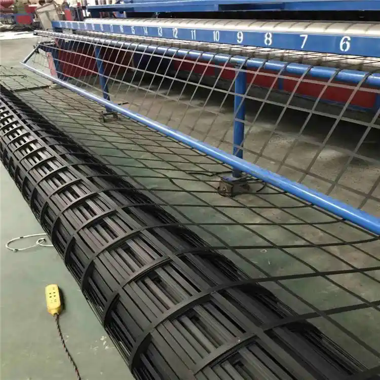 Steel-Plastic Geogrids